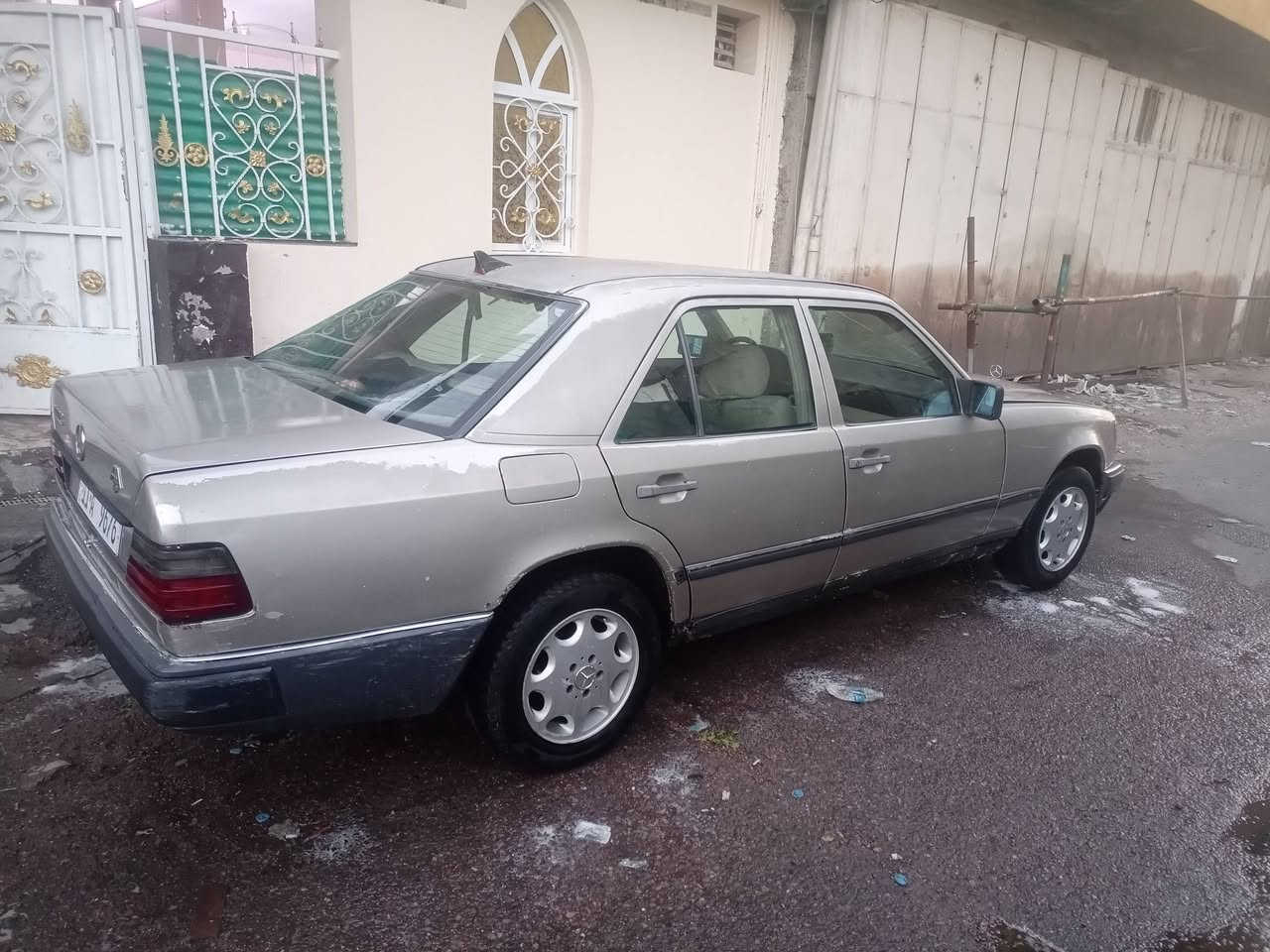 مرسيدس دب بغداد سنوية جديدة بسمي شرط التحويل مكينة بطة 2500 صدر جديد تبريد شغال تخم تاير جديد كهربائيات كلهة شغالة العنوان بغداد السعر 36للستفسار ***********
