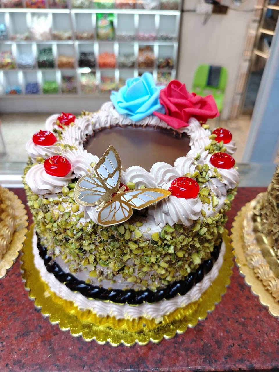 كيك عيد ميلاد • فستق حلبي • حله بكرلي