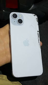 ايفون 15 بلاس مبدل شاشه نوعيه كلش حلوه بطاريه 82  ذاكره 128  سعره 550 ...