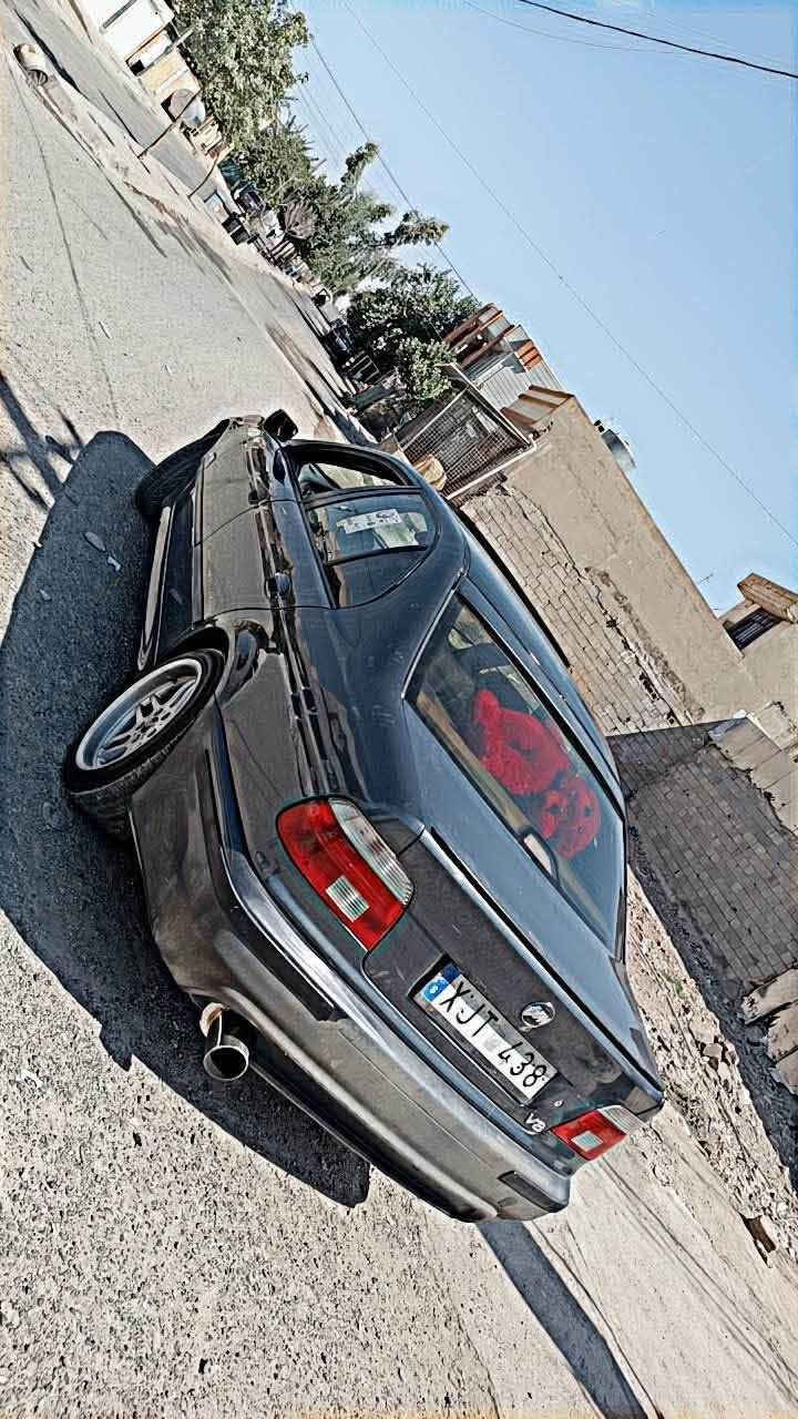 بیئم سەقەر مۆدیل 2000 525 دەبڵ دیجستاڵ سەیارەکە مەنەفسێ ئەسڵی لەگەڵە ئەیکەل زۆر جوان ماوەتەوە وەک شەریکە ماوەتە سەیارە زۆر توند تۆلە سەیارەکە فول موسفاتە سەلایتشە لایت ئۆتۆیە تەبردی لەسەر سویج داحمیکە پیش ودوای m مە *********** بشدار, السليمانية

