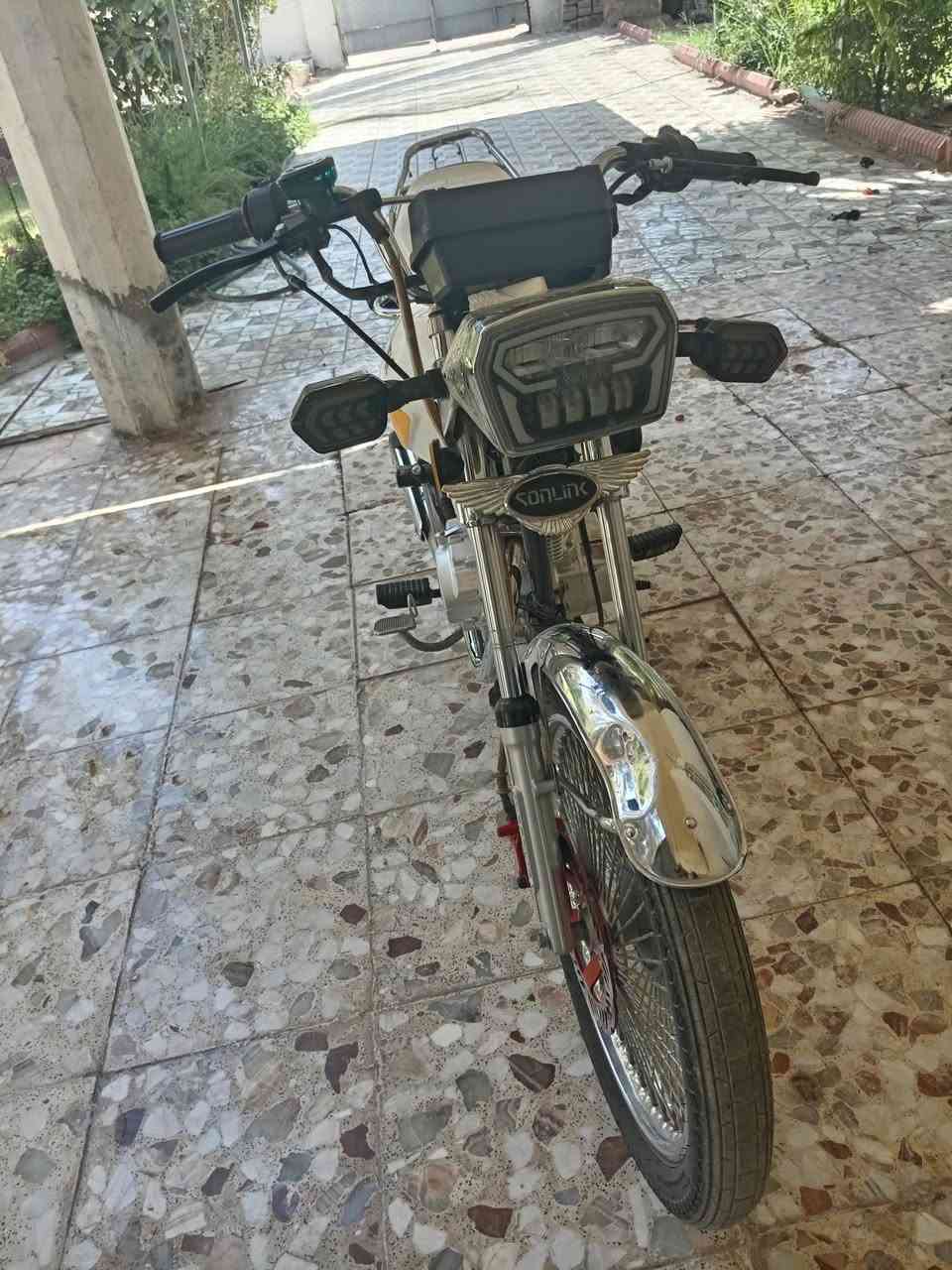 للبيع تايكر موديل 24 طالعه بل 2025 خمسه كير  مكفوله كفالة عامه مابيه نقص أوراق كامله ب 650 وبيه مجال ال شراي مكاني بابل محاويل الشراي يتصل الرقم ***********بي واتساب
