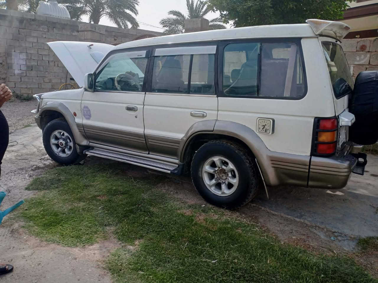 سلام عليكم باجيرو موديل 95 رقم نينوى مشروع وطني مكينه وكير بلاد جدد تخم تاير جديد صدر جديد باتري جديد كهربائيات كلها شغاله داخل جديد مابيها اي نقص سعرها 43 وبيها مجال قليل مكاني ديالى جلولاء رقم ‏‪***********‬‏
