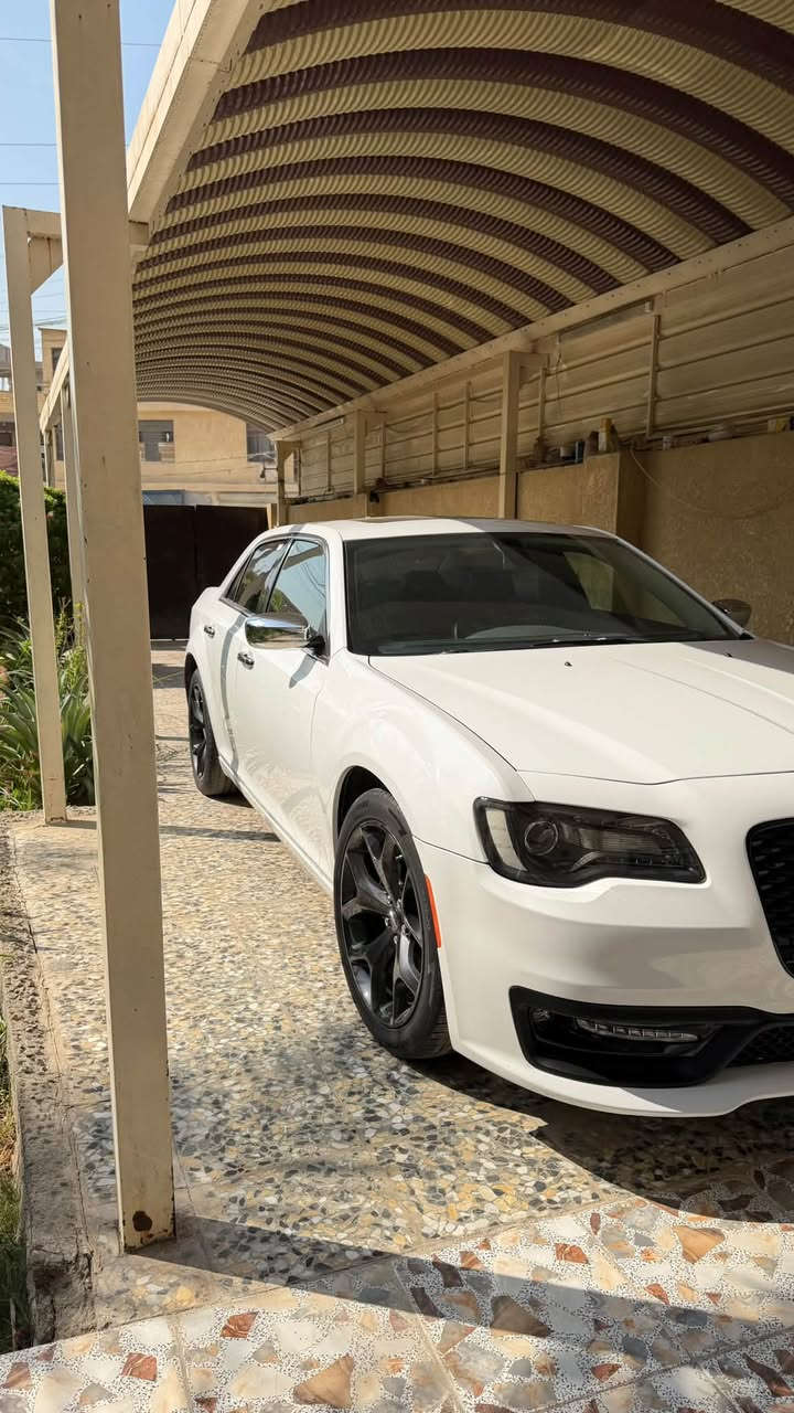 السلام عليكم
اوباما للبيع موديل ٢٠١٩ 
السياره فول مواصفات كشنات تدفئة تبريد وخزين ميموري 
السيارع داخله كلين هنا صار بيه حادث طرف الجاملغ الامامي الايسر ونصبغ شي قليل 

مكان السياره. بغداد الدورة 
للاستفسار ***********
