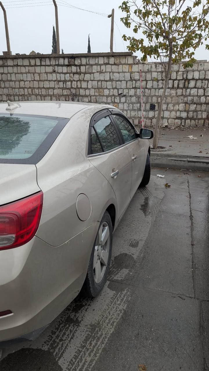 ماليبو 13LTZ فول الفول 
مكفوله من الصبغ عدا الدعاميات 
كير ومكينه وتبريد بشرط 
السياره كلش نظيفه مواصفاتها معروفه LTZ
مكينه ٢.٥
متواجد ع الفيس 
هذا رقمي (***********) السليمانية, العراق
