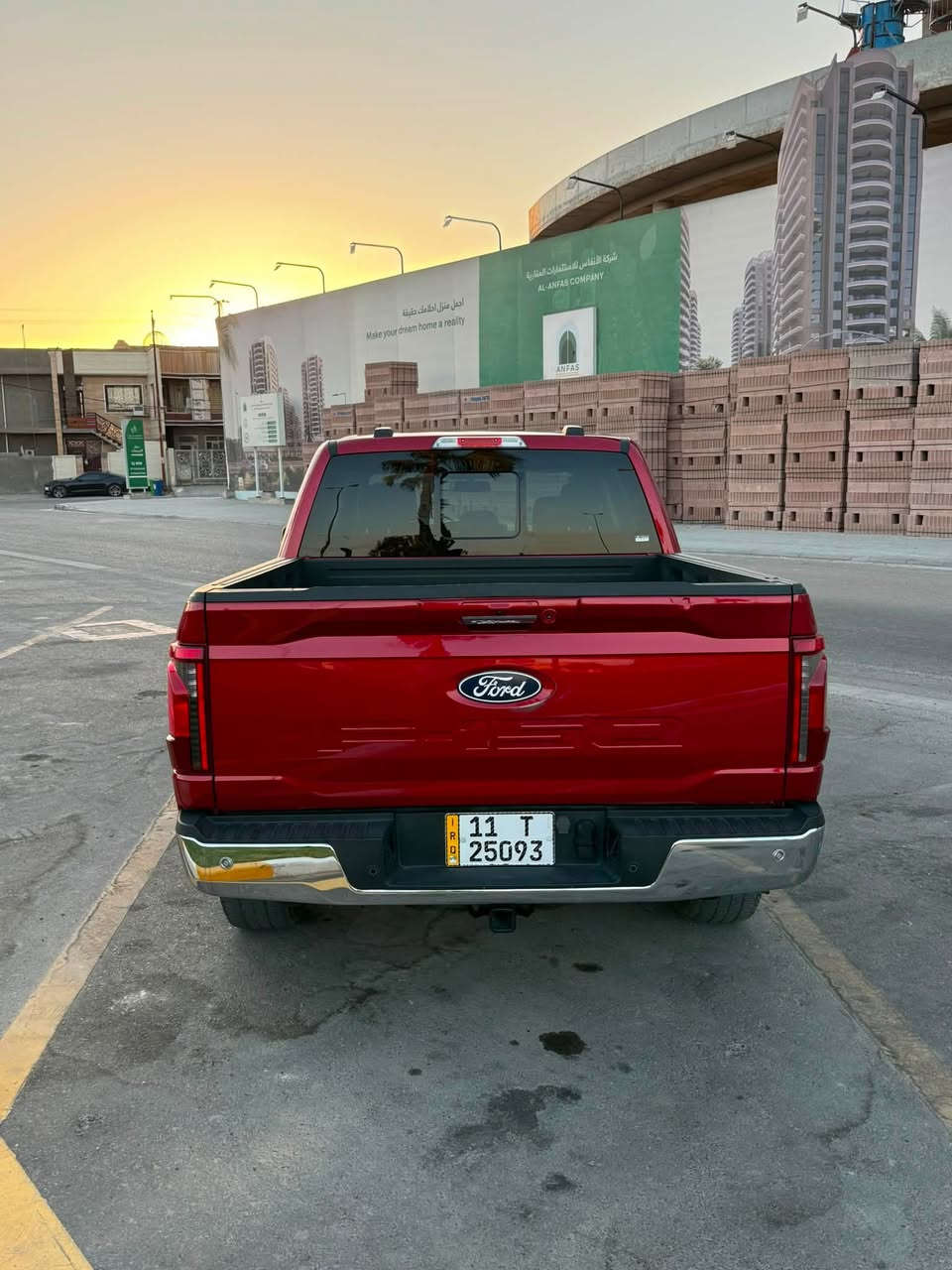 السلام عليكم
فورد F-150 موديل 2024 هايبرد 
حادث جاملغ وبنيد وتعديل بدايه الشاصي فقط وايرباكات برده ودركه فقط وراجعه الدركه سستم والبردات مقاومات  وهاذا رقم الشاصي  
‏1FTFW3LD5RFA31487
مواصفاتها 
صفر كود مسج
ماشيه 50 الف مايل
بصمه تشغيل عن بعد 
شاشه جبيره 
4 كامرات 360 درجه
اناره 360 درجه
رادارات 360 درجه
تبريد قطعتين 
باب البدي كهرباء 
مرايه خلفيه كهربائيه 
كشنات تدفئه 
نقطه عمياء حساسات امامي خلفي 
منافذ كهرباء في الغرفه والبدي 
كشنات كهربائيه 
العنوان بغداد الغزاليه 
رقم الهاتف ***********
 السعر 265 
اخوان ذكرت كل التفاصيل ورقم الشاصي  والقطع المستبدله اصليه كلها  رجاء بس الجاد يتواصل والسعر ماكو هيج سعر بل عراق بس متوازي
