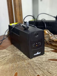 للبيع UPS FARBER بحالة جيدة سعة 850VA أوف لاين جهاز  ✅ الجهاز نظيف جدً...