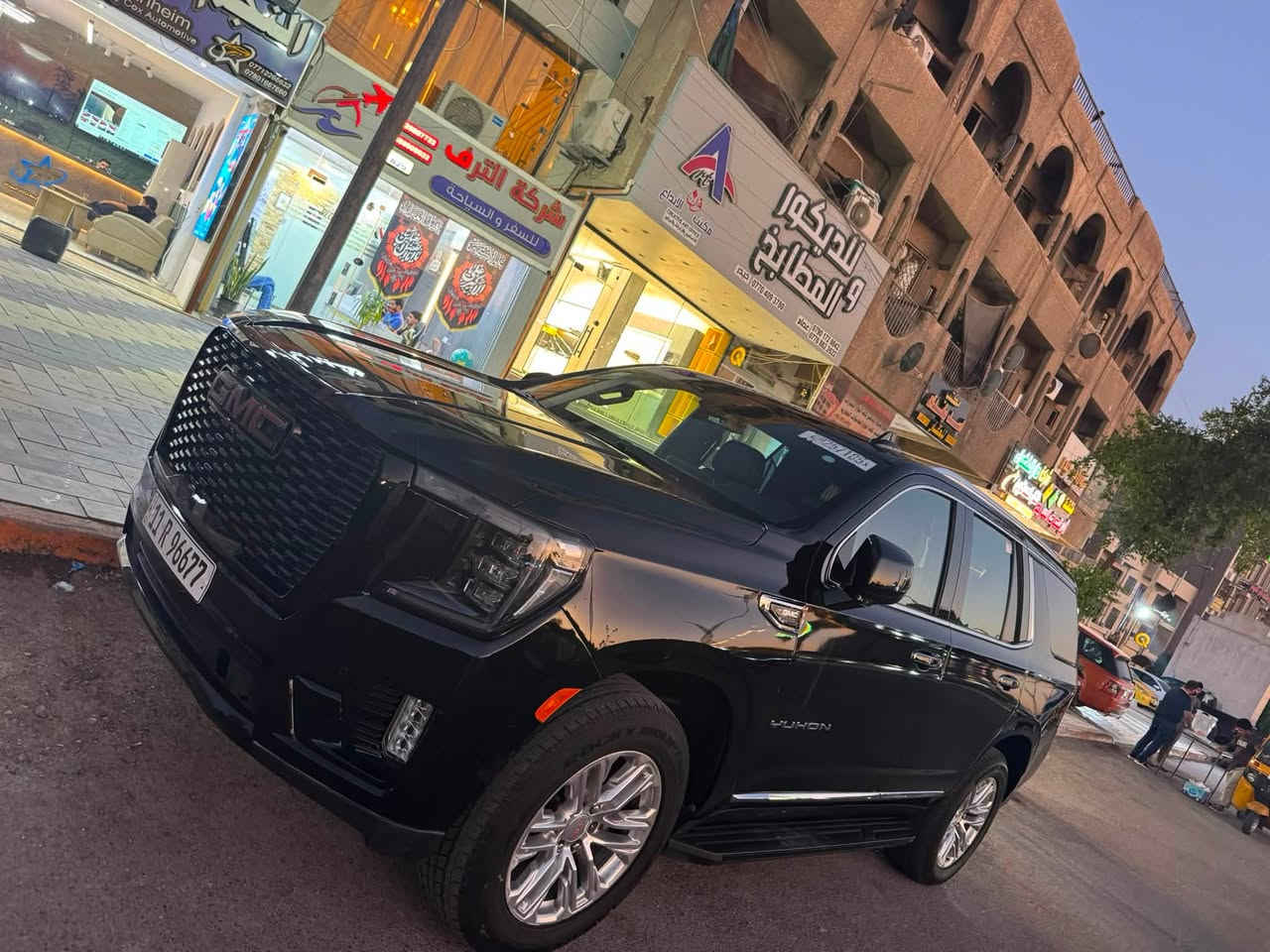 جيمسي يوكن 2021
رقم بغداد مميز فول مواصفات 
ماشيه 120الف دخول جديد بكتاب 
بونراما خمس كامرات محيطيه داخل جلد لونين 
كشن هزاز رادارات جميع الجهات كروسات سرعه 
كشنات كهرباء الامامي والخلفي السياره خمس بصمات 
داتا شو مري شفط وبعد هند بريك بصمه 
المحرك المرغوب 5300  / 8سلندر 
جميع الايرباكت سليمه بدون دواخل 
حادث تبديل بنيد فقط 
اجة من امريكا بيه صبغ الصفحتين فقط الصندوگ مابيه 
ابيعه مصبوغ حزام عدى الجنطه بدون دواخل 
السعر 340 ورقه وبيه مجال بسيط 
مكان السياره بغداد زيونه
***********   م واتساب
