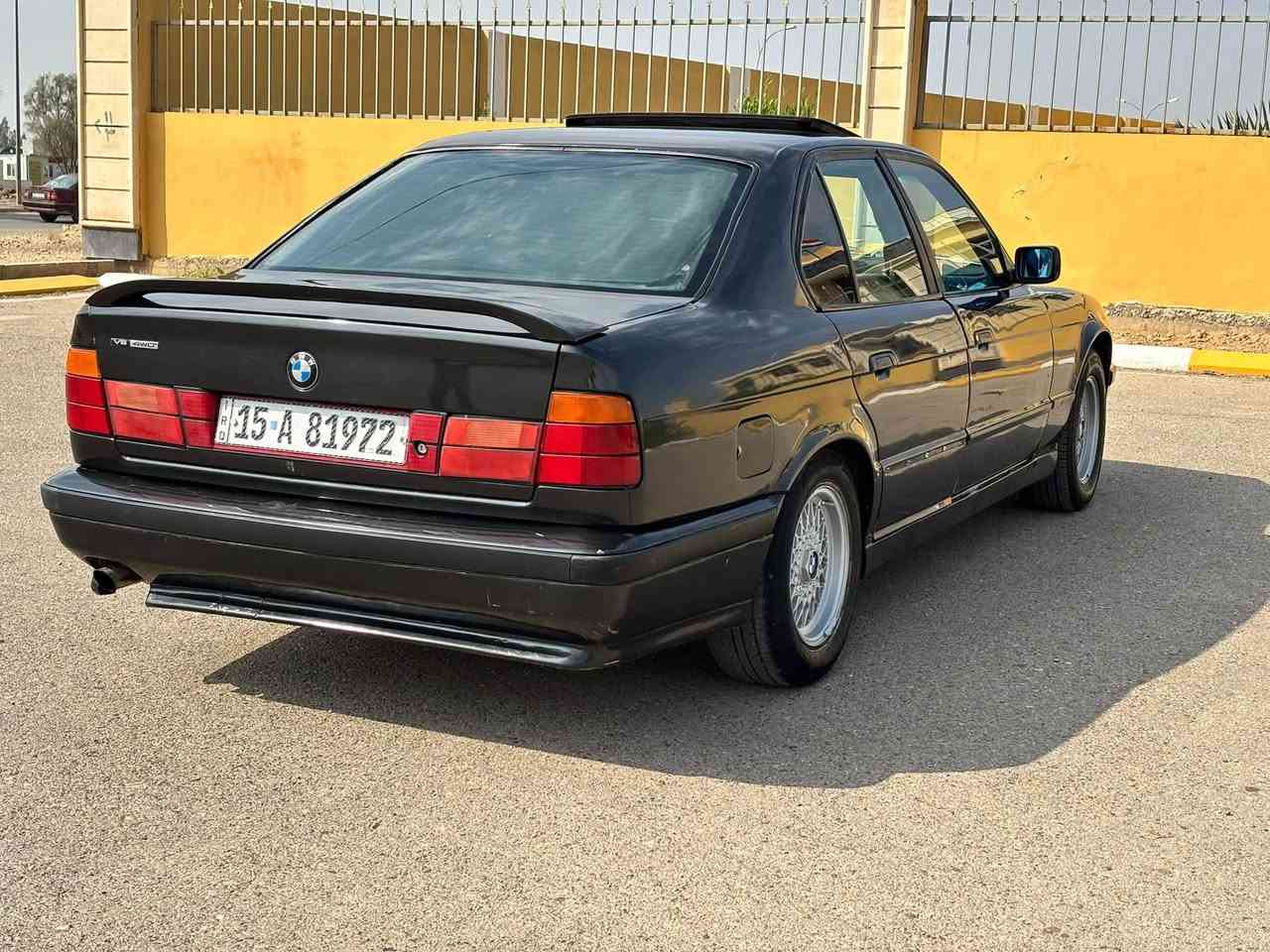 بي ام 525i • ١٩٩٣ • رقم انبار