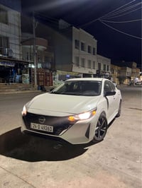 سنترا ٢٠٢٤ • SV • فتحة سقف