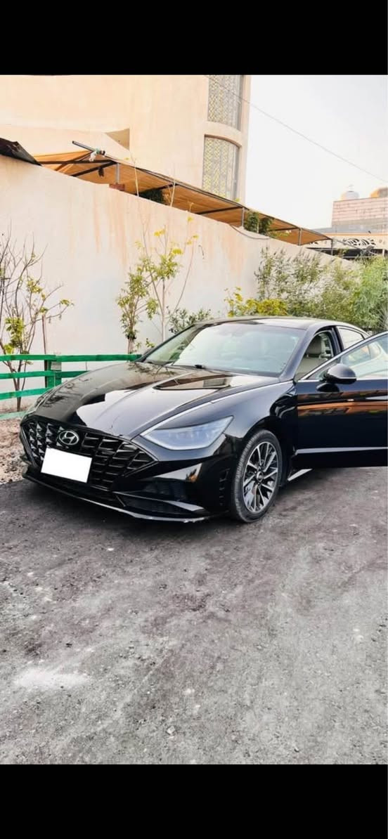 هونداي سوناتا مديل 2020 وارد أمريكي  اعلئ فئه لمدد

محرك 1،600 تيربو

✨ المواصفات فول 

 بصمة ( ابواب + صندوق ) 

 تشغيل عن بعد 

تحكم ريموند 

شاشة جبيرة ( كار بلي + اندرويد )

 واير ليس شحن 

مثبت سرعة 

قيادة ذاتية 

تحديد مسار 

 رادار امامي 

رادار جانبي 

رادار خلفي 

توقف ذاتي عند الخطر 

كامرا دوارة 360

مثبت ستيرن 

سايد بريك بصمة 

مودات قيادة ( نورمال - سبورت - سبورت بلاص - كوستم)

كشنات تدفئة 

بانوراما 

تبريد بيانو 

تبريد قطعتين 

لدات بلادية بالدشبول 

كيجات بالعداد تظهرلك قراءة (حماوة الدهن - التيربو - العزم)

كيجات دجتال تتغير ويا كل مود 

 شفتات ستيرن 

نظام سماعات BOSE اقوى انظمة سماعات

جامات اوتو

اوتو هولد

كشنات جلد

محرك 1،600 توربو 

لدات امامي خلفي 

تخم تاير جديد 

سبير مال شركه جديد بمعنى الكلمة

السياره بدون نقص برغي واحد 

وبعد هواي مواصفات بيهه

ضرر السيارة حادثها مبدل بنيد مالتها البلاد والباب الي بصف السايق مصبوغ والتكمه الي فوك الباب نصها فقط 

سيارة بسمي  تريد وكالة تريد تحويل رقم  اربيل  

السعر 150  مو شراي لاتراسلني ولا تتصل يرحم والديك 

العنوان البصرة 

*********** البصرة, العراق
