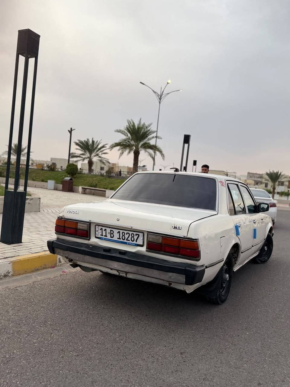 السياره اكرونا؛ موديل 81؛ سياره من الدعاميه للدعاميه ابلاد؛ بس صبغ جماليه تبريد ويه لسويج تتفئه صدر جديد تايرات جدد باتري جديد داينمو جديد سياره متصرف عليه ربع دينار؛ اترايك بصره؛ تحويل ثاني يوم؛ السعر؛ 35 وبيه مجال؛ ***********
