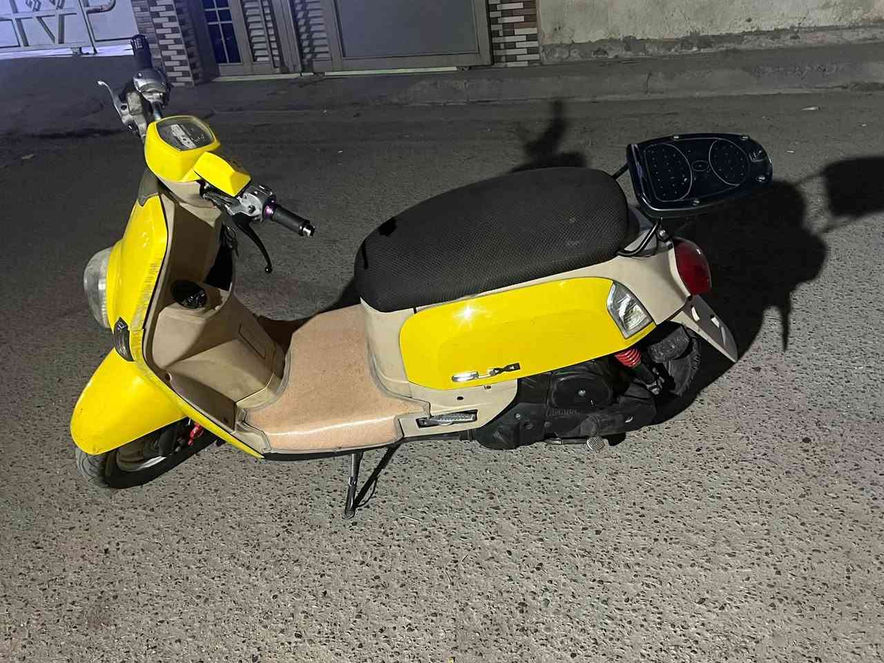 بوليس • ماكس • للبيع