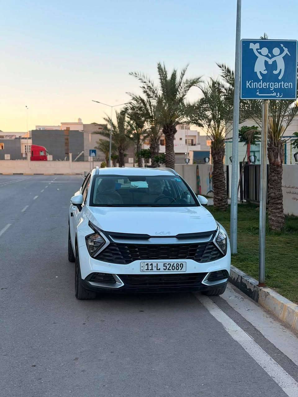 السلام عليكم

سبورتج موديل ٢٠٢٤ وارد خليجي

السياره كفالة بدون صبغ او بارد ماشيه ٣٩ الف كيلو
مواصفاتها: السياره فول عده البانوراما
 ١-صندوق كهربائي
٢- نقاط عمياء بالمرايات الجانبيه
٣-مقاعد الأماميه كهرباء
٤-تدفئه وتبريد مقاعد والستيرن تدفيك بالشتاء 
وباقي المواصفات معروفه بالسبورتج
   السياره موجوده بمعارض البياع شارع الوسط -معرض العربه
السعر ٢١،٥٠٠$ للاستفسار (***********)
