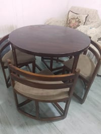 ميز طعام • بغداد • توصيل