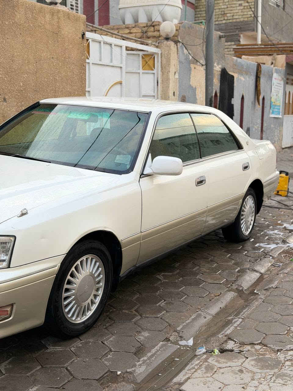 راس ثور فلات • موديل 2000 • كمرك مدفوع