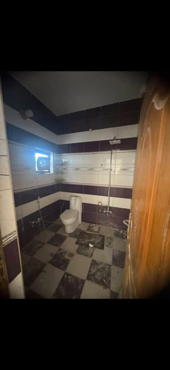 💎 للإيجار في السيدية 💎
📍 الموقع: السيدية – منطقة الكهرباء، شارع الضباط

📐 المساحة: 150 متر

🏡 مواصفات العقار:
🔹 مدخلين
🔹 4 غرف نوم
🔹 صالة
🔹 مطبخ
🔹 خدمات

بدل الايجار الشهري : مليون ونص 

📞 للاستفسار: ***********

🏢 مكتب حلم عقاري للاستثمار العقاري

📍 موقع المكتب: السيدية – الضباط – شارع الكويتي

#مكتب_حلم_عقاري #السيدية #للإيجار #عقارات_السيدية #بغدا
