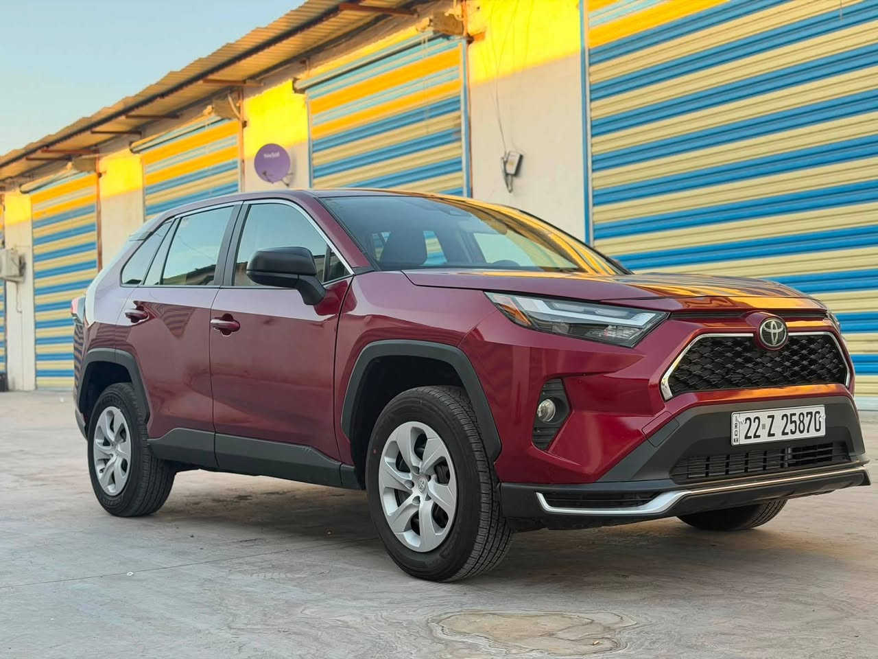 راف فور لون لحمر مميز
RAV 4  (2025)

سياره زيرو بعدها دخول جديد 
عداد مشي : ٧ الف كيلو 
تحويل مباشر السياره 

مواصفات سياره 
قطعتين تبريد 
اطفاء ذاتي اقتصادي 
مودات متعدده ايكو وسبورت ونورمال 
سايد بريك اوتو دكمه 
تحكمات ستيرن
رادار 
شاشه حجم كبير 
كامره خلفيه 

سياره جاهزه بدون نقص
حادثها قطعتين جاملغ وبنيد صبغ سطحيات 
مكان السياره بغداد الدورة 
للاتصال *********** 
السعر : 193

