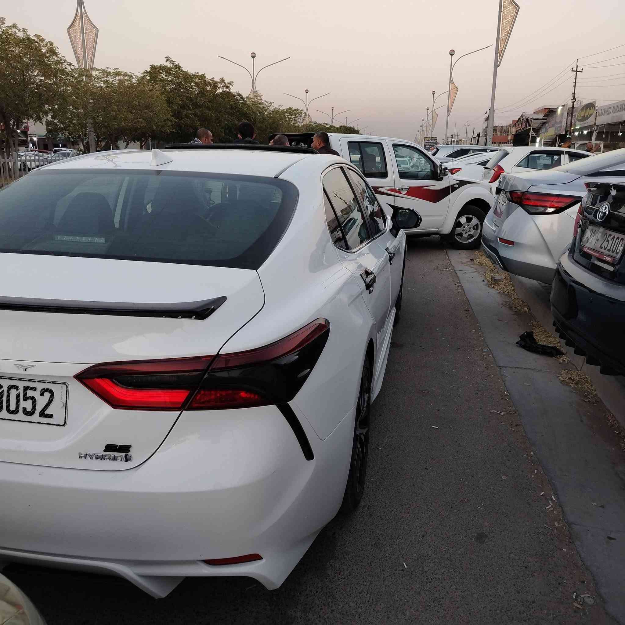 كامري هايبرد 🔋
موديل 2023 🚗

مواصفات...

بلاس se

تجي بيها فتحة سقفية و بصمه

حجم المحرك 4 سلندر

لون ابيض

ضرر السيارة. 

جاملق امامي من جهة السايق مبدل بلادي

تعديل بارد حافة البونيد  فقط

بقيت السيارة كلها شرط

الضرر فقط خارجي بدون دواخل

ال AIRBAG ما طاك

رقم كركوك شرط التحويل 25

السيارة نظيفه 

السعر خاص او الاتصال على الرقم

***********

