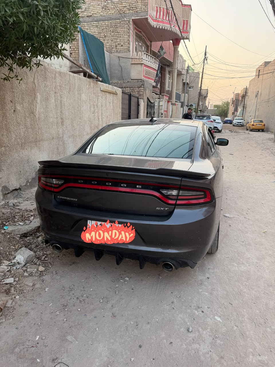 جارجر sxt 2017 رقم بغداد
حادث ربع جاملغ سايق وبنيد 
ماشيه ١٥٠ الف 
سياره بأسمي تحويل ثاني يوم 
مكاني بغداد شعب 
*********** واتساب
