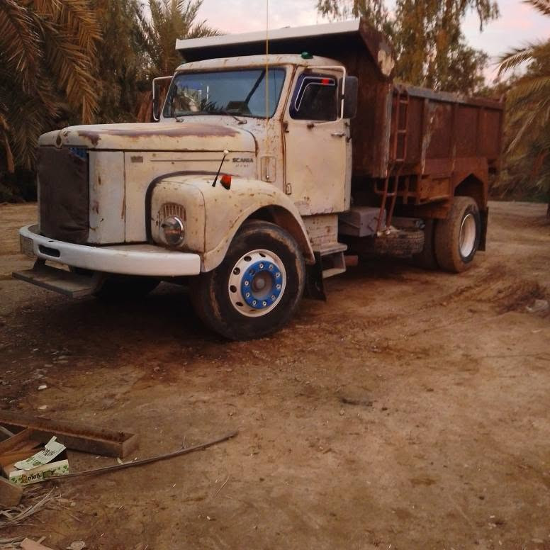 سكانيا مديل 80 بسمي بغداد مكينه سوبر  جاهزه ***********(( سعر 19))) عنوان بغداد شعب
