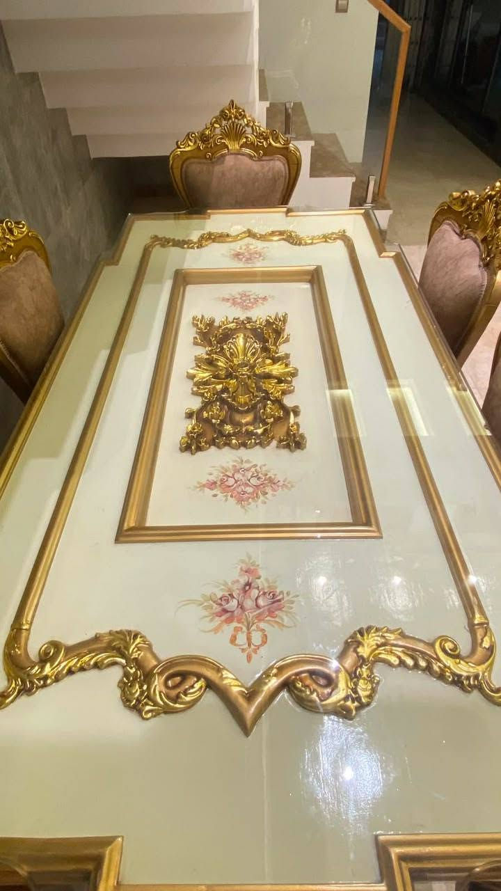 السلام عليكم
ميز طعام مصري دمياطي اخو الجديد خشب زان حفر مذهب ٦ كراسي شاموا لون مميز
٨٥٠ الف نهايته
المكان بغداد شارع فلسطين غير متواجد عالفيس
للتواصل ***********
