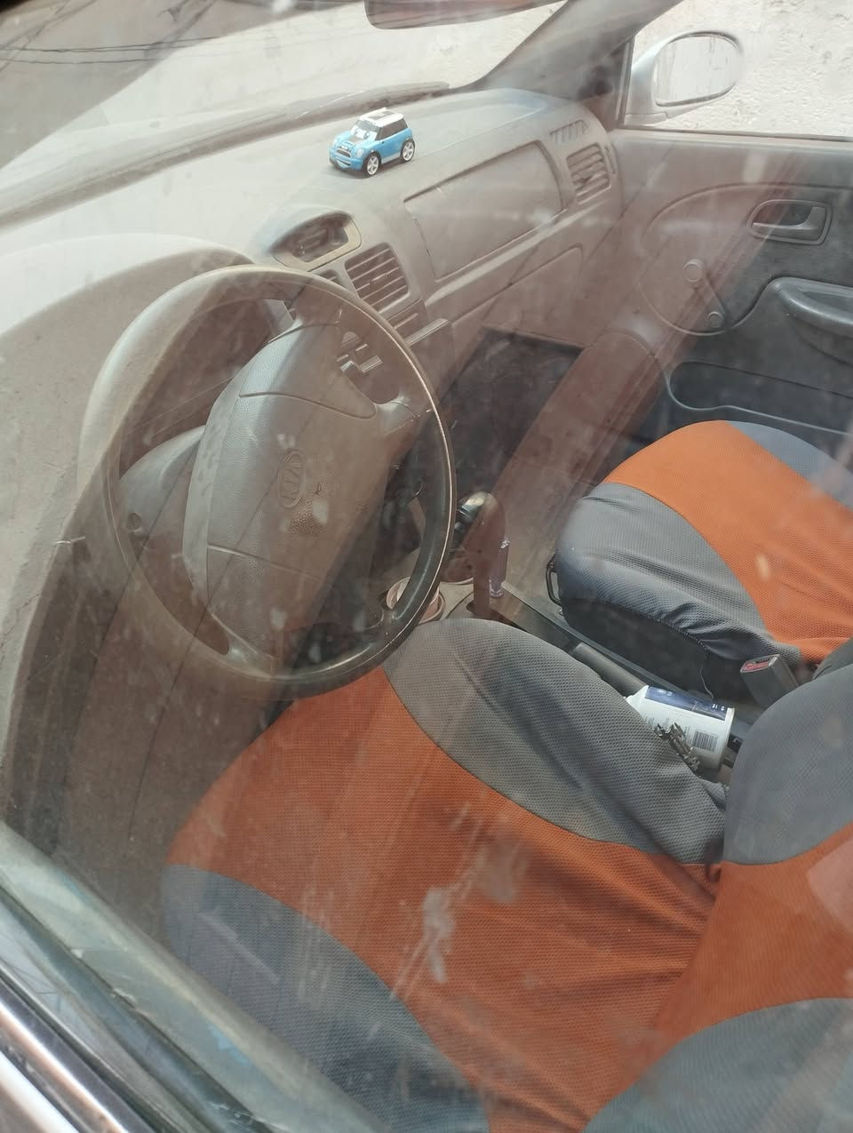 السلام عليكم
كيا ريو للبيع موديل 2005 رقم بغداد خصوصي باسمي هزه جديده كير أوتوماتيك 1600 كير محرك مكفولات تبريد 🥶 ثلج صبغ عام للجماليه تخم تاير جديد سنويه لغايه 30 رقم بغداد مشروع وطني السعر ٤٥ بيه مجال العنوان سماوة 📱*********** للاستفسار اتصال او واتساب شرط تحويل ثاني يوم اكاتبك بعقد مروري تحياتي للجميع #
