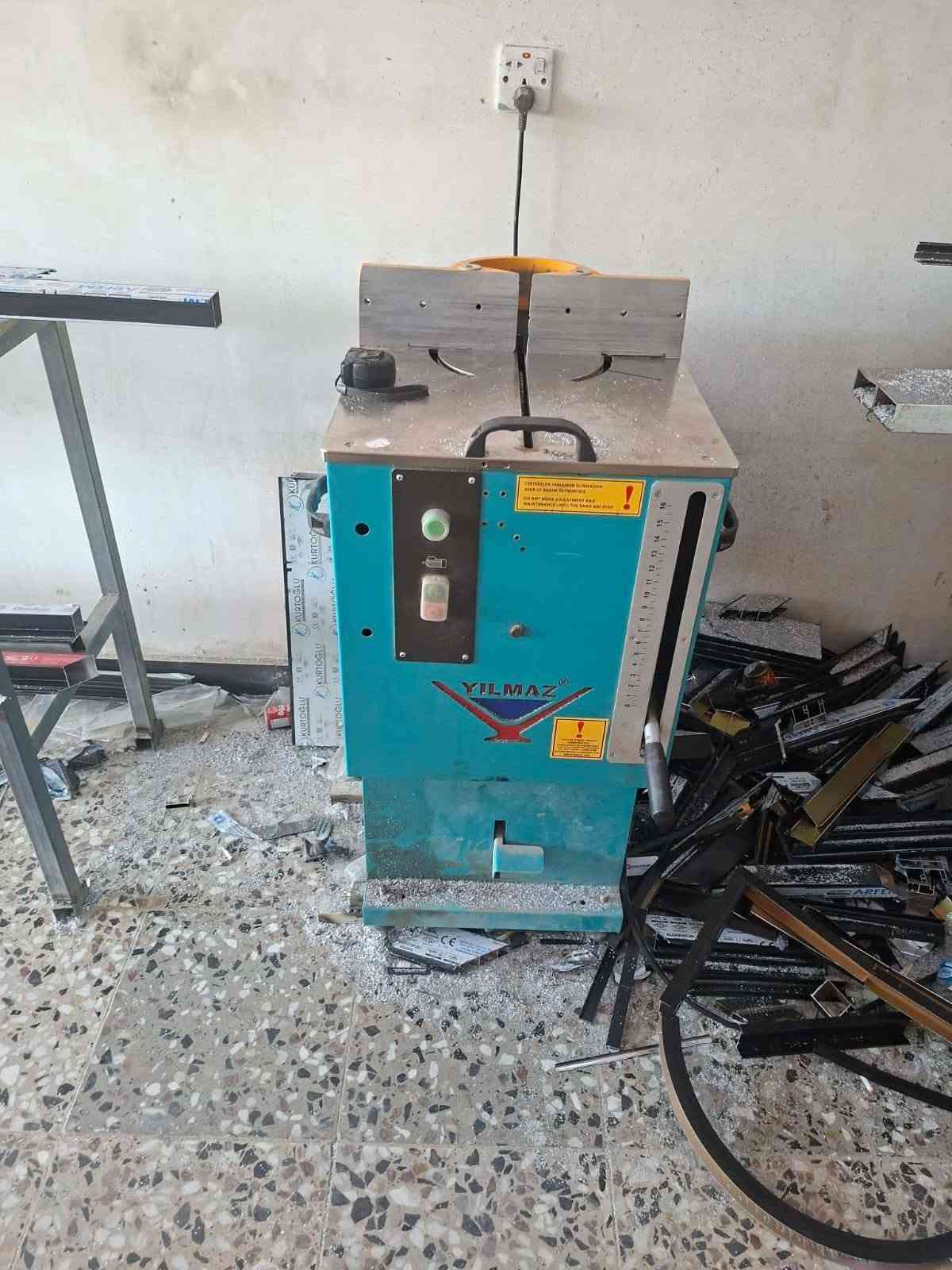 معمل المنيوم • للبيع • مستعجل