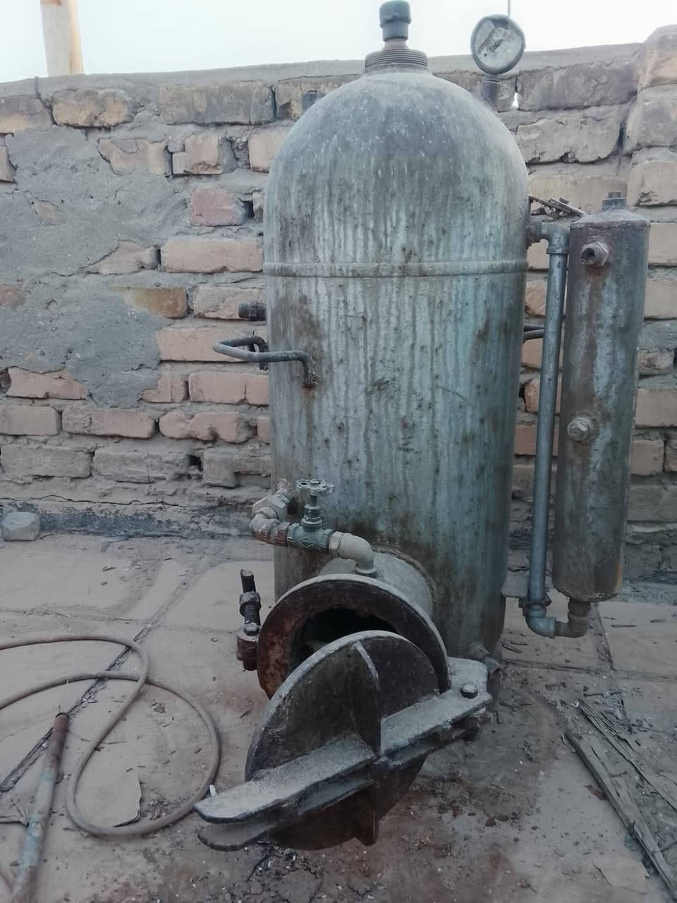 مكينة لحام • قطع حديد • للبيع