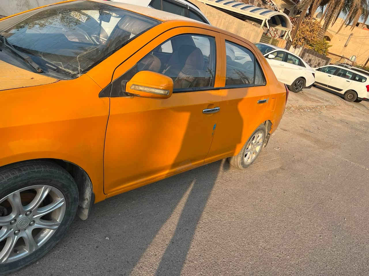 جيلي MK 2011 للبيع ..
28 ورقة
محركها 1.6الاصلي سليم 
الممشى 100.000km 
كشنات جديدة تحت الدوشمة
تبديل فقط بنيد 
للتواصل : ***********
