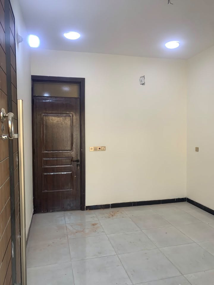 البيع دار مساحه 60متر وجها4
منطقه حي الري خلف تجاري
نهايت حي لاعلام الشباب
طابق اول صاله ومطبخ 
خدمات وغرفه نوم 
طابق الثاني غرفتين نوم وخدمات 
والاستفسار راسل صفحه او اتصل على رقم التالي
***********
***********
