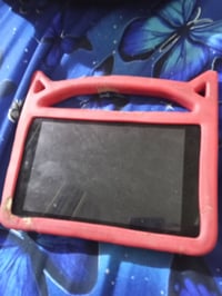 ايباد نوعيته امزون ذاكرته 26 سعره 50+ويا كفر 07740521429