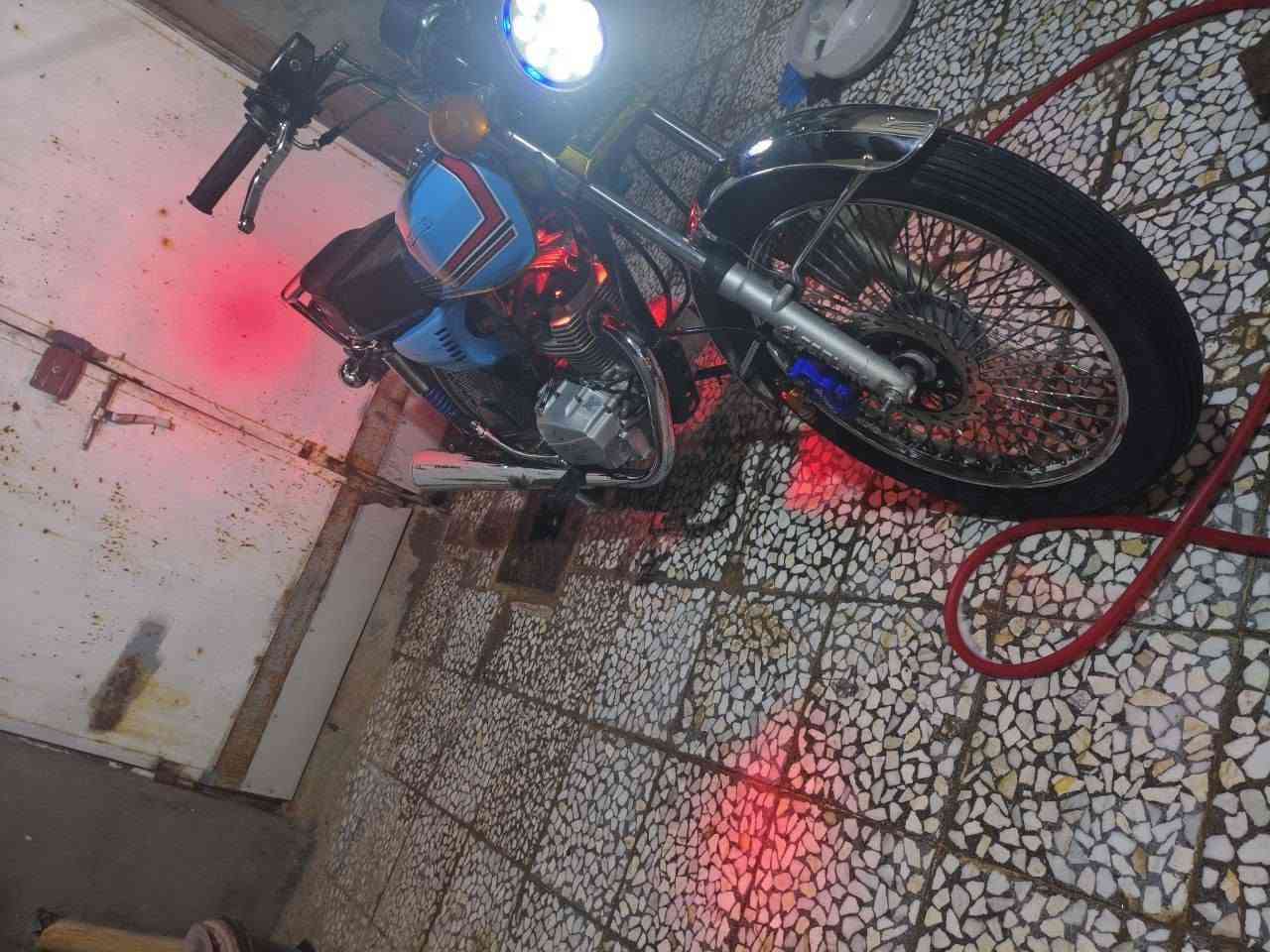 السلام عليكم دراجه نامه برو غطاس مديل 22 دراجه رقم نجف باسمي مكانها نجف دراجه ماناقصة اي شي ماعدا ستاند وسط سعرها 1200 مليون وميتين وبيها مجال للطيبين رقمي واتساب فقط ***********
