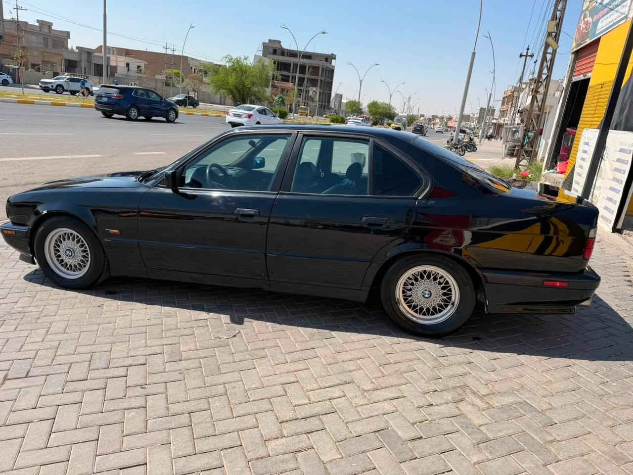 BMW 1991
سلایت 2 جامام کارەبا کوشن جڵد  گێڕو مەکینەی بەشەرت ئەکسلی بەشەرت  كارەبای هەموی بەشەرت تندو تۆڵی بەشەرت  دەحمو لێدراوی نیە سەیارەکە حامە بۆ جوانی  سەنەوی تا 2030 تازەیە
3گەڵڵ خرامەی تیایە پاش محامەلە ئەتدەمەوە سحری 66$ محامەلەیەکی برایانە ناونیشان کەرکوک
***********
***********
