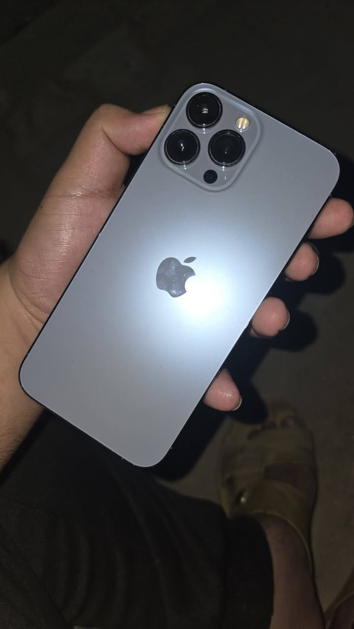 من رخصه الادمن .
السلام عليكم 
13 pro max 💣
Petarry 84 🔋
الذاكرة 256 GB
جهاز مكفول من الفتح والتصليح شلع تاخذة ابلاش اذا مصلح 
الجهاز شرق اوسط ماستر A/AA
مكاني بغداد / الاعظميه 
الرقم ومتواجد واتس ***********
السعر 600 وبي مجال للطيبين
