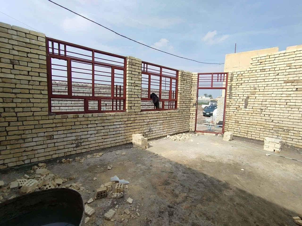 تم إنها لعمل تسليم هيكل مساحة ١٧٠
ارض الحضارة  ديكور لواجهات 
هاشتاك عراقي - Iraqi hashtag مجموعة شركات لمسة الهندسية- One Touch Group حول العالم  ***********
*********** 
#بغداد_عامريه
