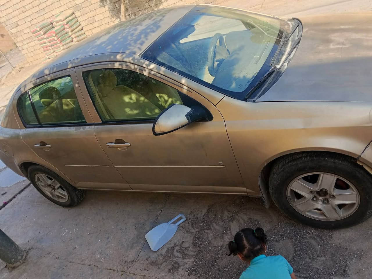 شوفرليت كوبلت مديل 2007
رقم نينوى جديد 
كاربون بانزين بيه 
بدون ضرر مصبوغه عام جماليه 
محرك كير شرط 
تبريد ثلج ❄️ تدفئه نار 
طخم اطارات جديد 
طخم وره كدام جديد 
سعره (38)بيه مجال قليل 
كورك
***********
