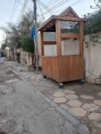 ميز تفصال • للبيع