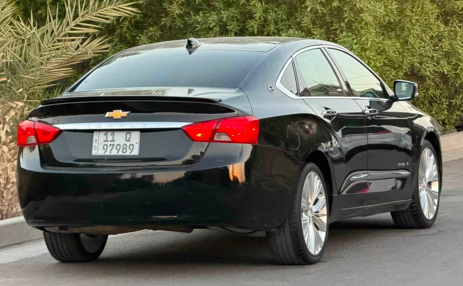 السلام عليكم
امبالا 2019 lt ماشية 144 حادث بنيد وبيها 3 قطع كلير من امريكا فقط سيارة رقم بغداد هزه وارقام جديد. مواصفات :
-محرك 2500 تنفس طبيعي
-تشغيل عن بعد
-بصمة ابواب مع بصمة تشغيل
-كراسي جلد كهرباء
-شاشة ام قاصه مع كامرة خلفيه 
-دبل تحكم ستيرن
-سايد بريك كهرباء
-تبريد قطعتين منفصل
-سستم نكيل ltz
-ويل كب 20 ltz
سيارة جديده برغي نقص مابيها محرك كير مكفول ممفتوح 
مكاني بغداد حي الجهاد سعر 107 وبيها شي بسيط 
***********
***********
