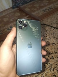آيفون ١١ برو ماكس • ٦٤ جيجا • بطارية ٨٢٪
