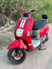 للبيع ماكس بوليسي  موديل 2008 كفاله اي شي ما بيها كابريته سويجين بيها ...