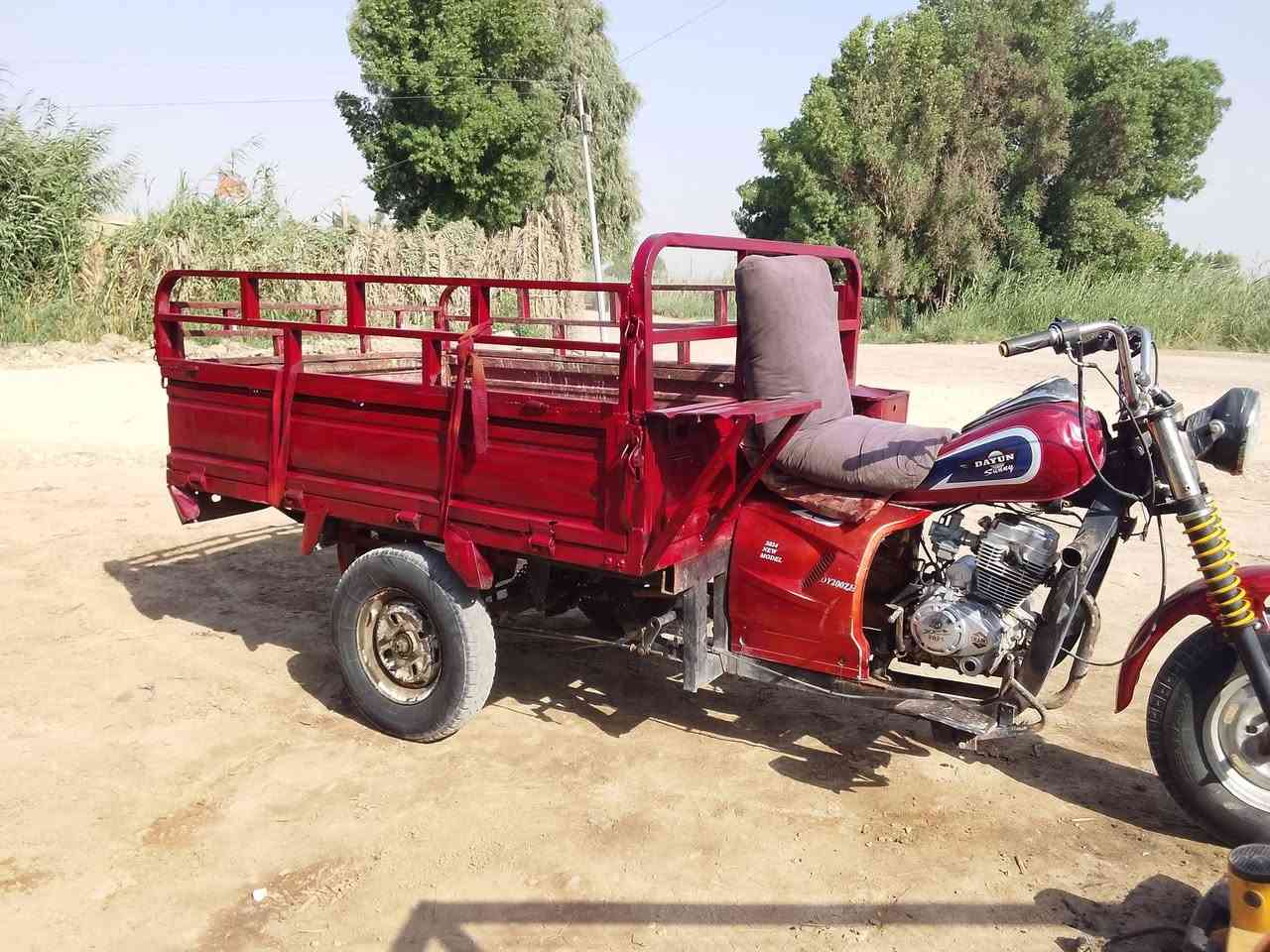 السلام عليكم ستوته للبيع مديل ١٨مكينه ٢٥
شاصي ركبه كفاله اكسن جديد 
تايرا نظيفه دبلات شغالات 
اوراق تعبانات يعني بدون اوراق ابيعلك بس الوراق موجوده 
  السعر ٧٥٠ بيه مجال
 عنوان حفريه ناحية تاج الدين الصويره
***********
