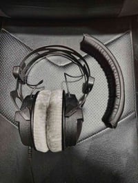 DT770 برو • سماعة • بغداد بلديات