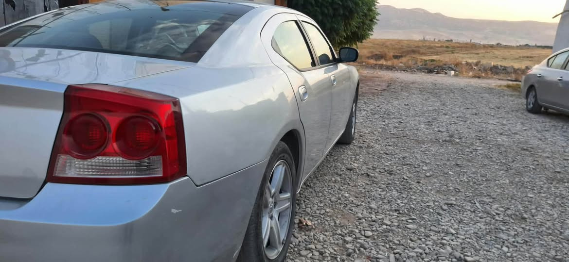 تشارجر LX • ٢٠٠٩ • خاص