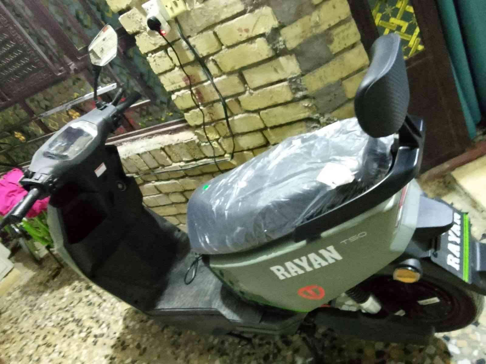 الريان زيرو  سعر مليون و١٥٠ بعدها بضمان الشركه 
سرعه ٦٠  وتكدر زيد سرعه 
وتمشيك ٧٥ كيلو
