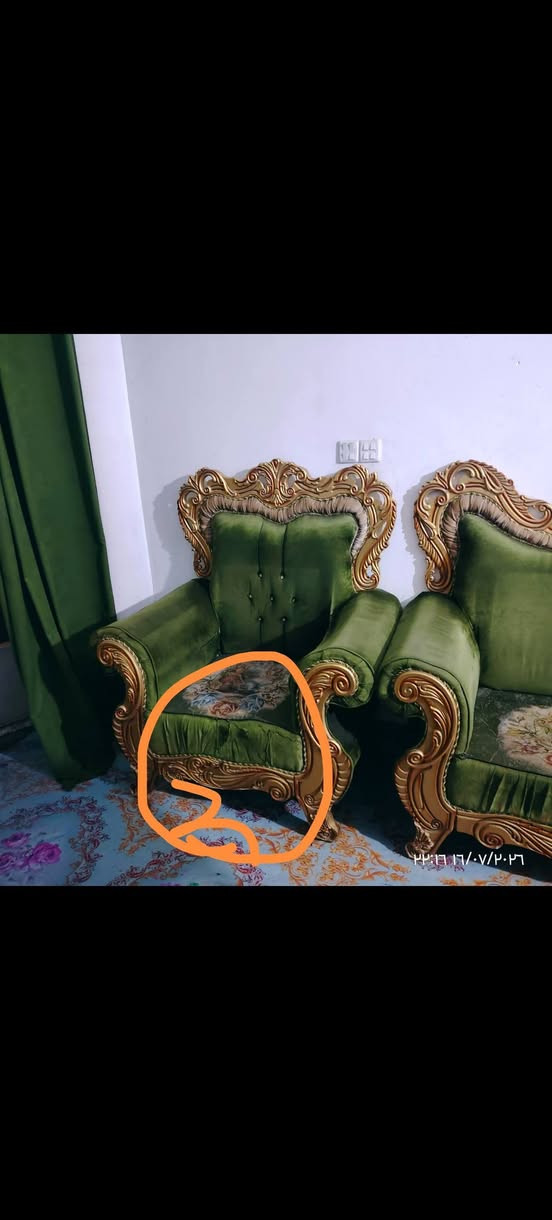 سلام عليكم تخم ١٠ مقاعد للبيع بي ضرر بلكرسي مكان قريب لبياع؛ لستفسار *********** لسعر ١٧٥

