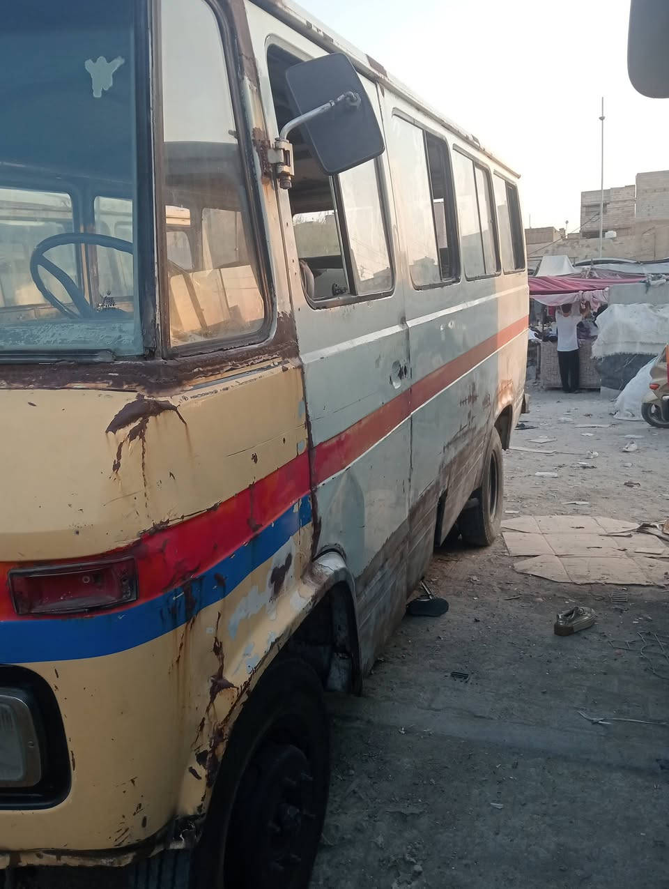 للبيع مكينه خرسه سياره جاهزه كبل للشارع  السعر اربعه ونص وبيها مجال قليل حك الجيه ***********
