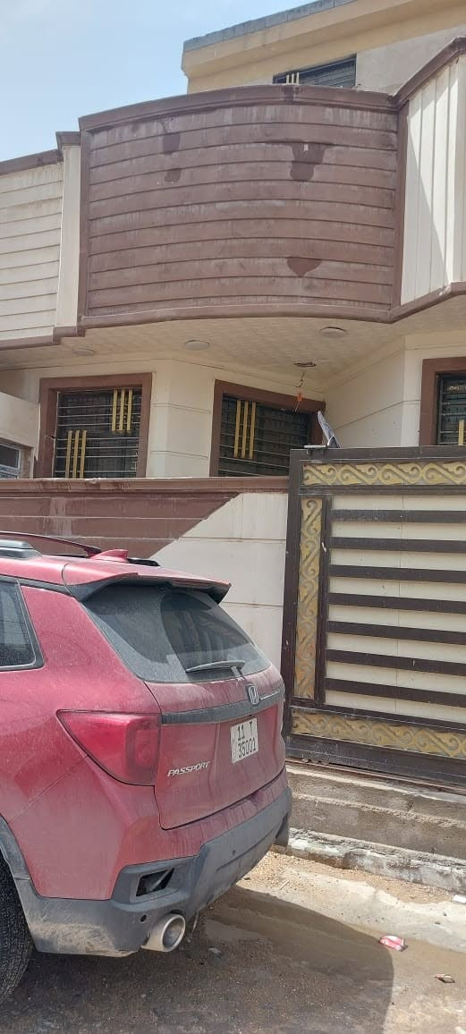 بيت مساحه ١٠٠ متر طابق ونص بناء درجه اولى صب رفت مسلح بناء طابوق جمهوري كربلاء شارع بغداد عمود ٣٧ واتنزل المنطقه تبليط ومجاري كربلاء حي الحوراء
السعر ١٢٠ وبي مجال

للاستفسار الاتصال عل 

***********
