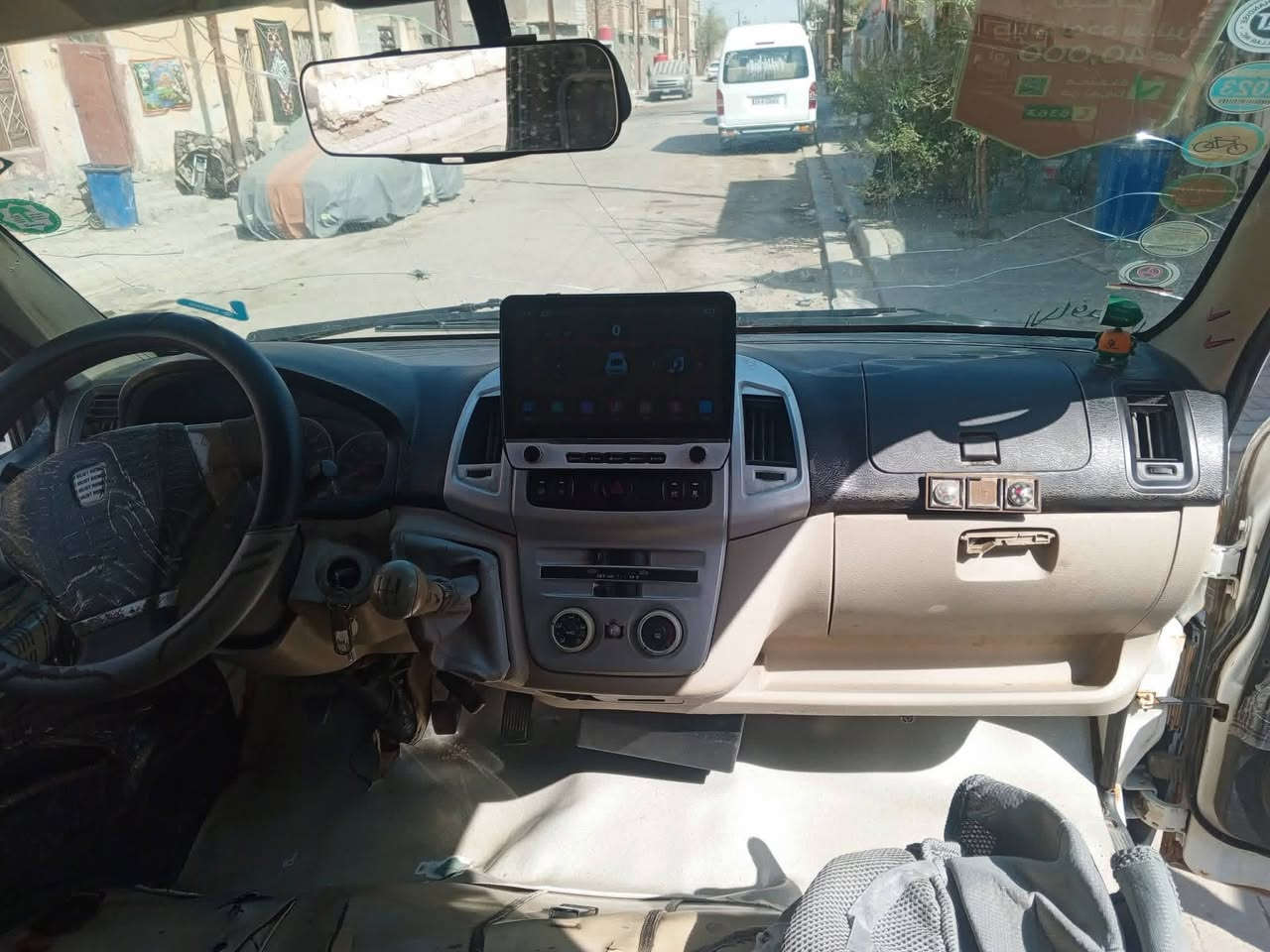 سلام وعليكم جنبي موديل 14 سياره جاهزه من كلشي ونفس البصوره سعرها 45 وبيها مجال ***********
