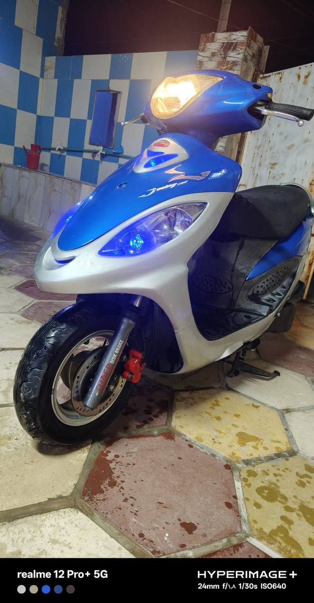 كامكو v2 فحل  موديل 16دراجه رمبه
بگ لايت كرستال
مكفوله كفاله عامه

 مكينه 125
سعر 
مليون و 200وبيها مجال قليل 
للأستفسار ....
***********
