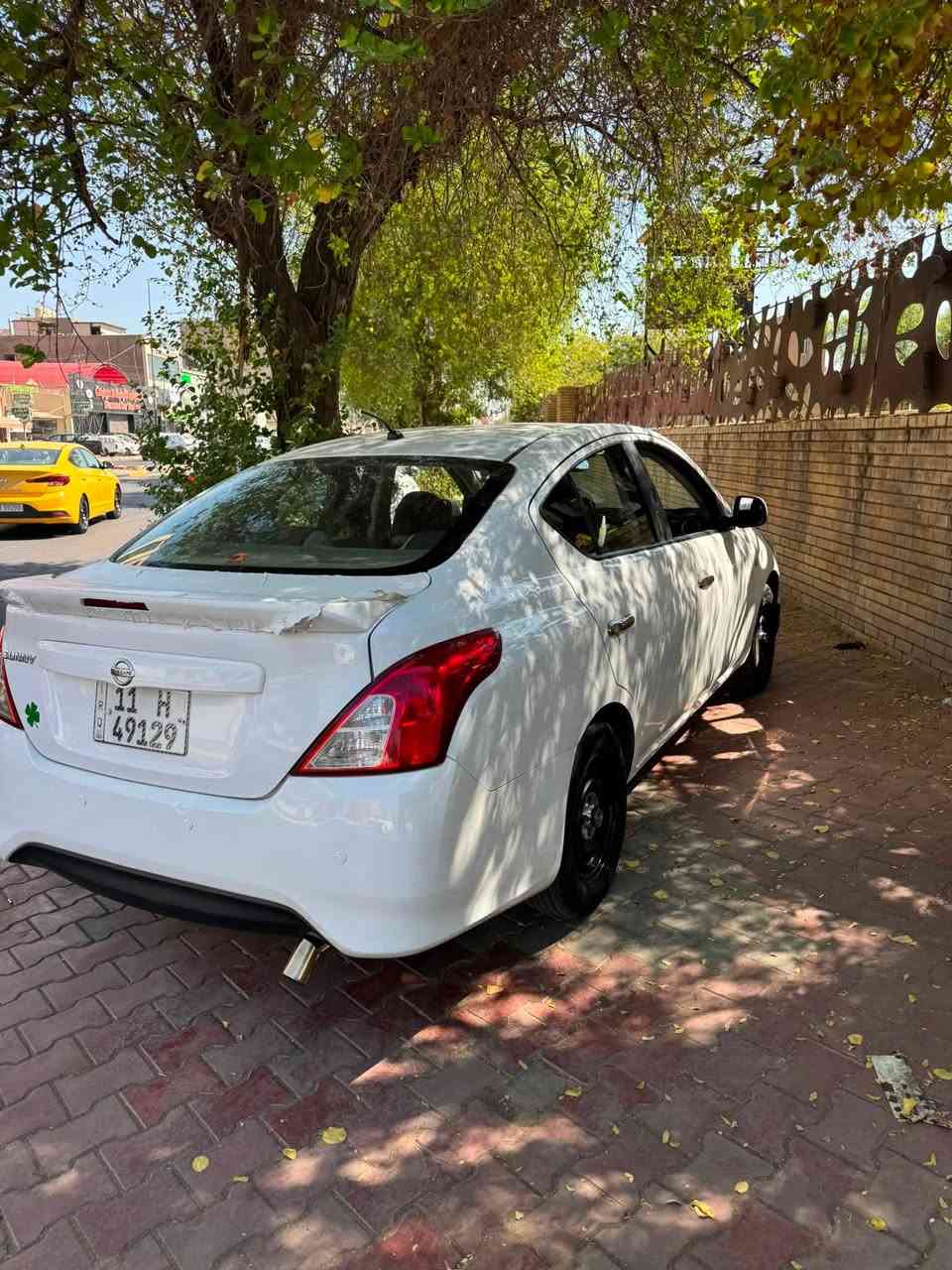 سلام عليكم
نسيان صني هندي ام بليته الزركه موديل 2019 
جاهزه من كلشي ماشيه 320244 كم 
جانت يم واحد يشتغل تكسي بيه واشتريته منه 
مابيه ضربه فقط باب وجاملغ عكس السايق صبغ اثر شخوط 
السعر 85 ورقه وبيه مجال جماعة ال 79 وجوه لتخابرني رجاء 
***********
